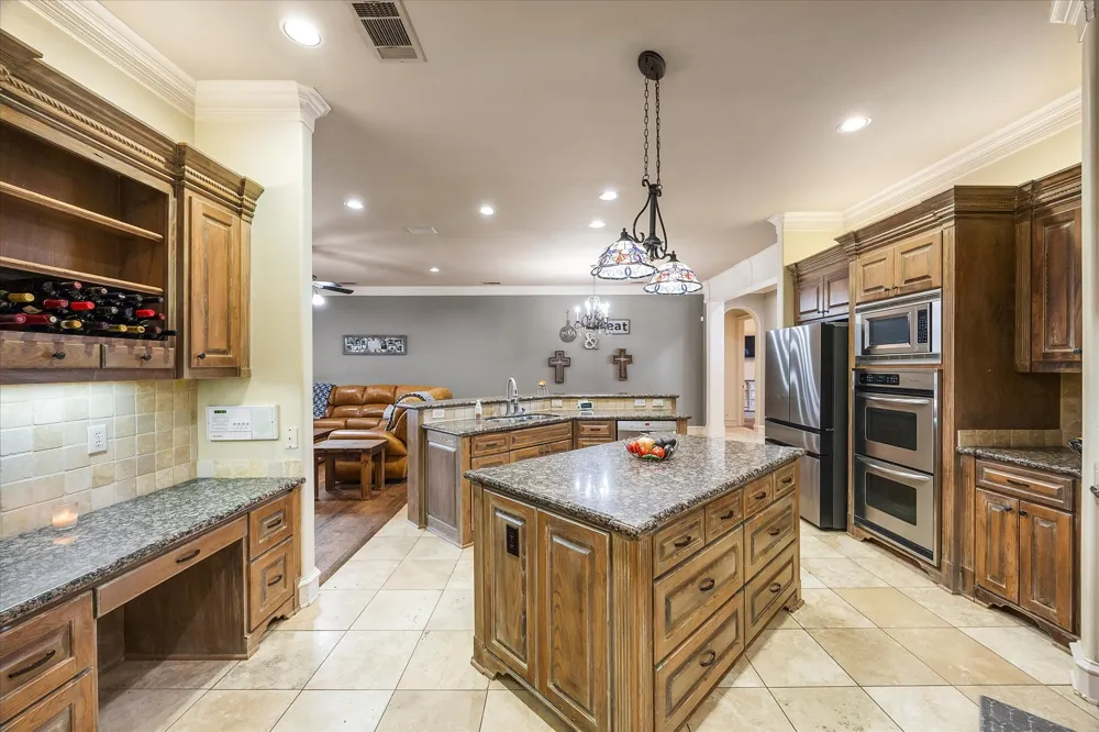 700 Starlight Pass Heath, TX 75032