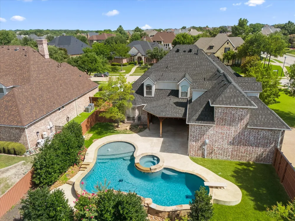 700 Starlight Pass Heath, TX 75032
