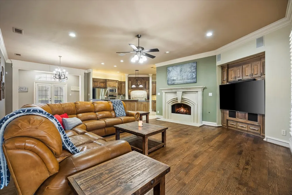 700 Starlight Pass Heath, TX 75032