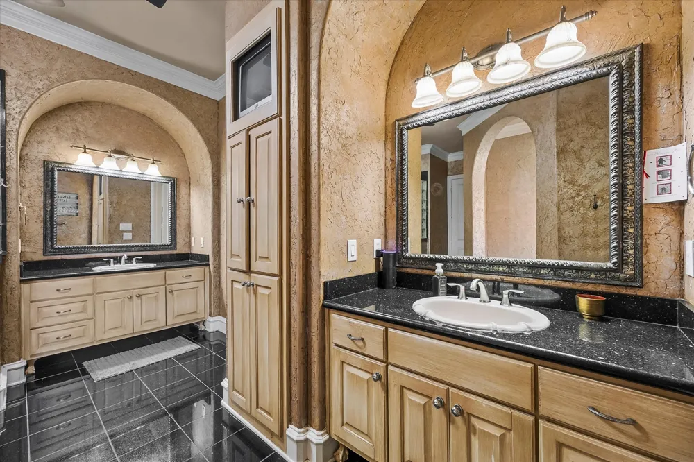 700 Starlight Pass Heath, TX 75032