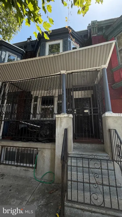 4303 FRANKLIN STREET