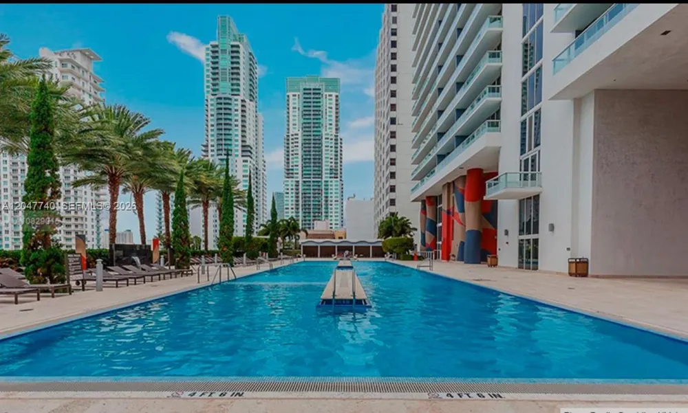 50 Biscayne Blvd #606 Miami, FL 33132