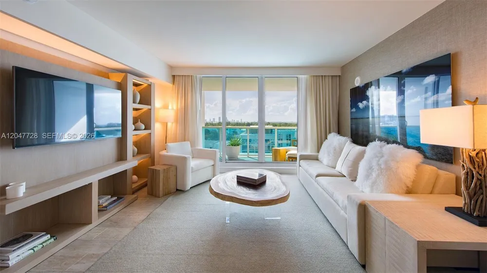 102 24th St #1245 Miami Beach, FL 33139
