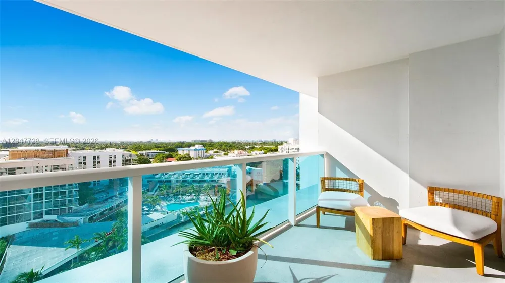 102 24th St #1245 Miami Beach, FL 33139