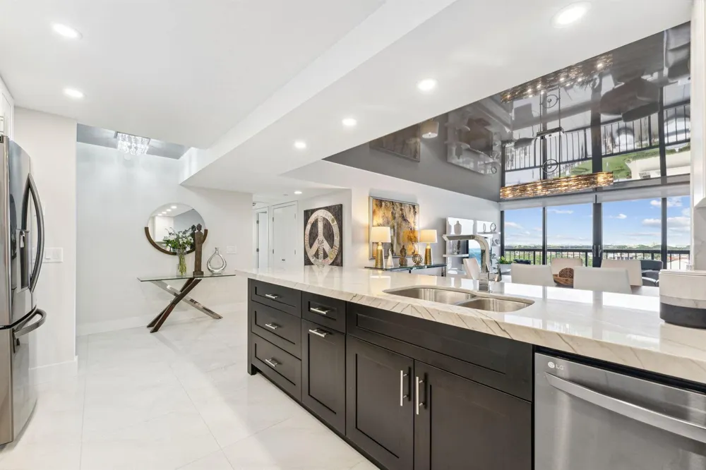 4748 S Ocean Boulevard ##806 Highland Beach, FL 33487