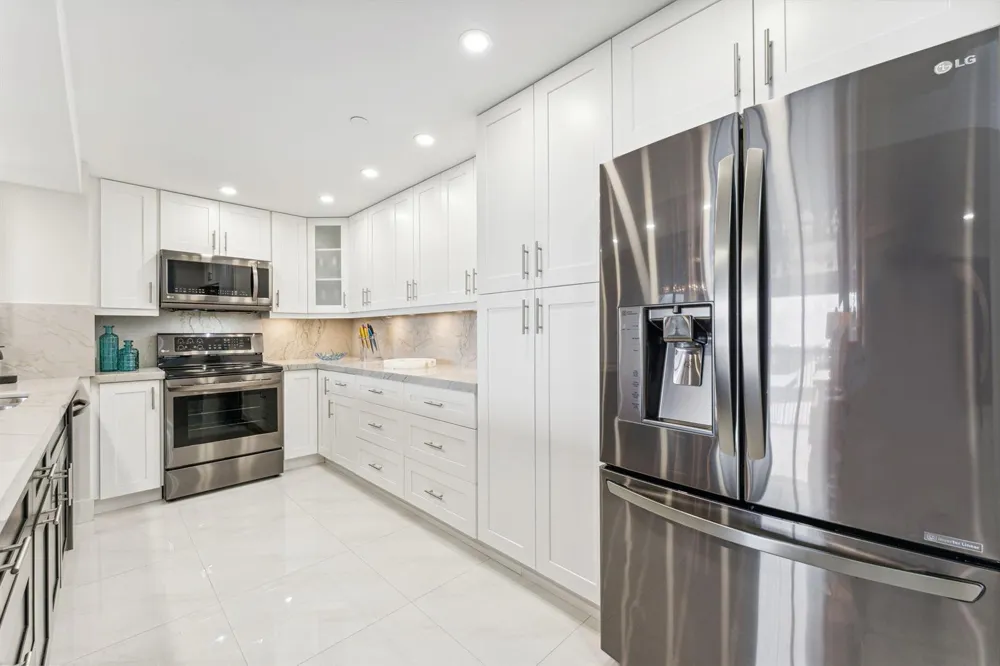 4748 S Ocean Boulevard ##806 Highland Beach, FL 33487