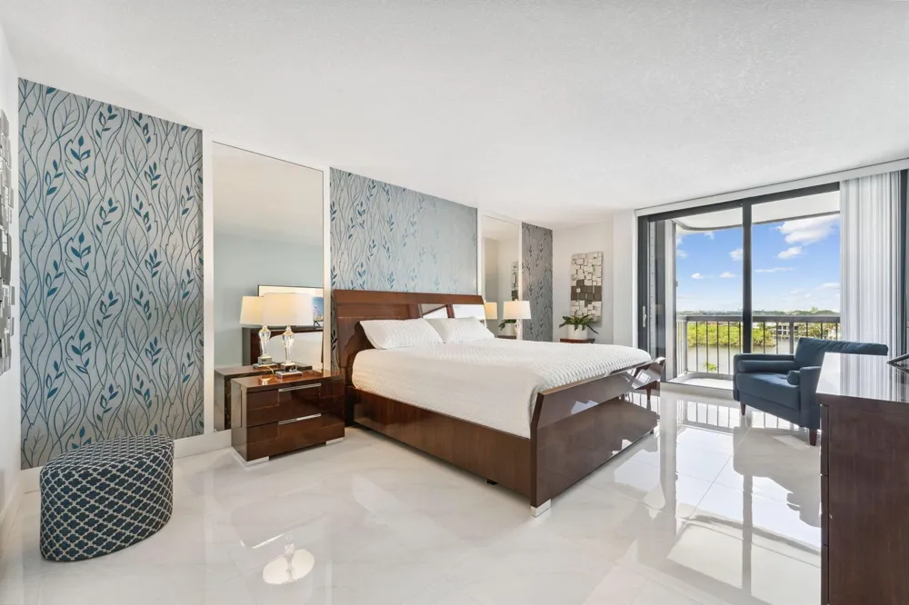 4748 S Ocean Boulevard ##806 Highland Beach, FL 33487