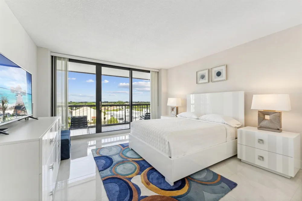 4748 S Ocean Boulevard ##806 Highland Beach, FL 33487