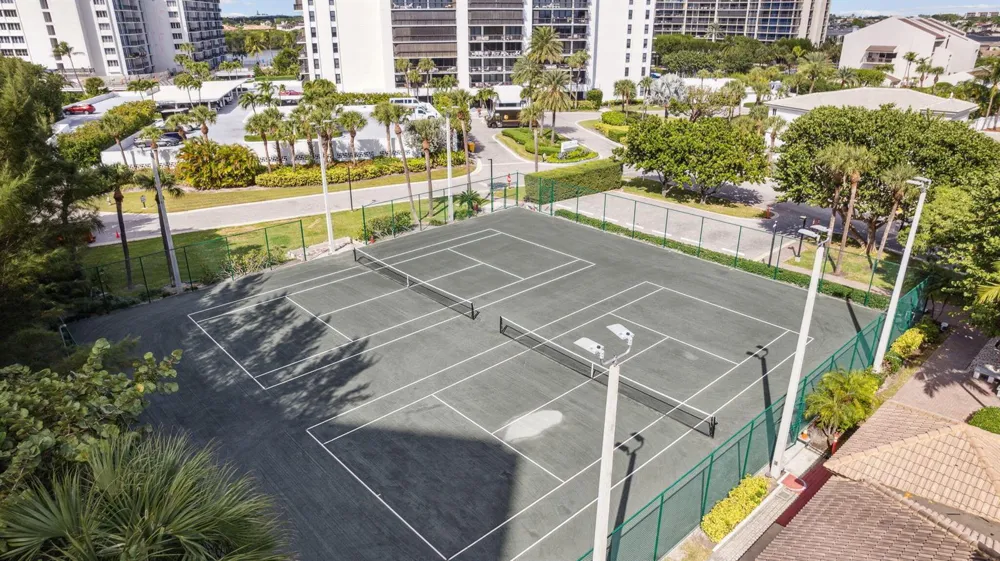 4748 S Ocean Boulevard ##806 Highland Beach, FL 33487