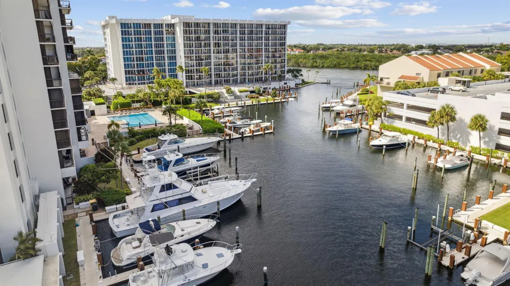 4748 S Ocean Boulevard ##806 Highland Beach, FL 33487