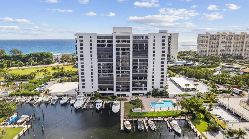 4748 S Ocean Boulevard ##806 Highland Beach, FL 33487