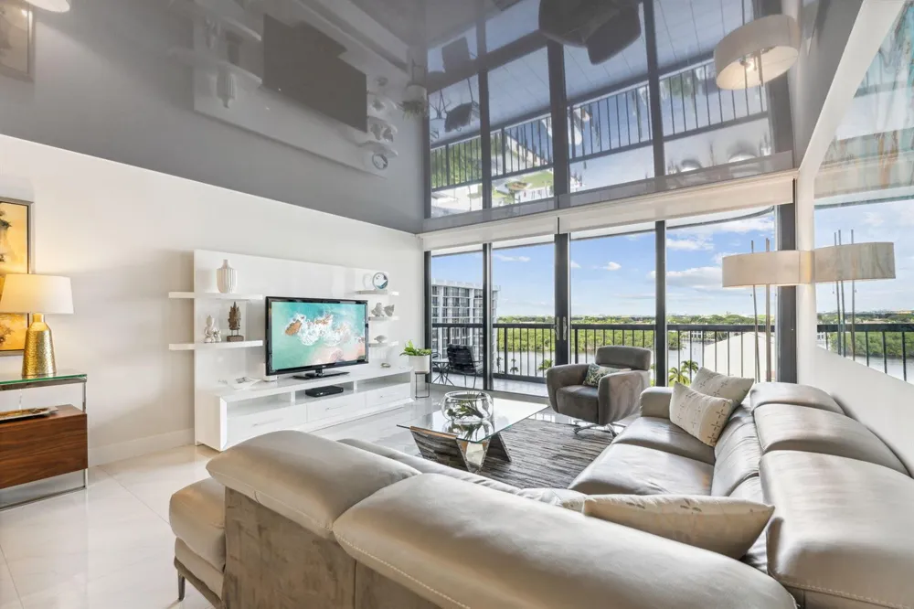 4748 S Ocean Boulevard ##806 Highland Beach, FL 33487