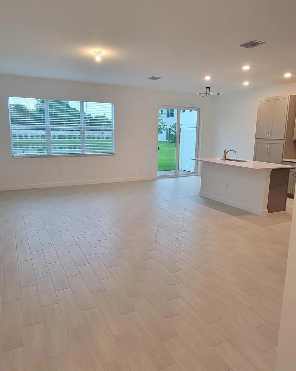 4946 Navali Drive Lake Worth, FL 33467