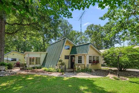 7804 Topinabee Road