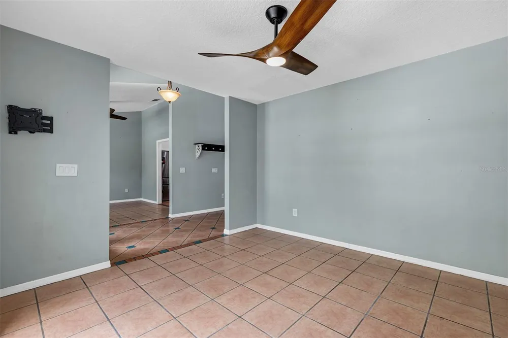 601 RED MAPLE COURT Oviedo, FL 32765