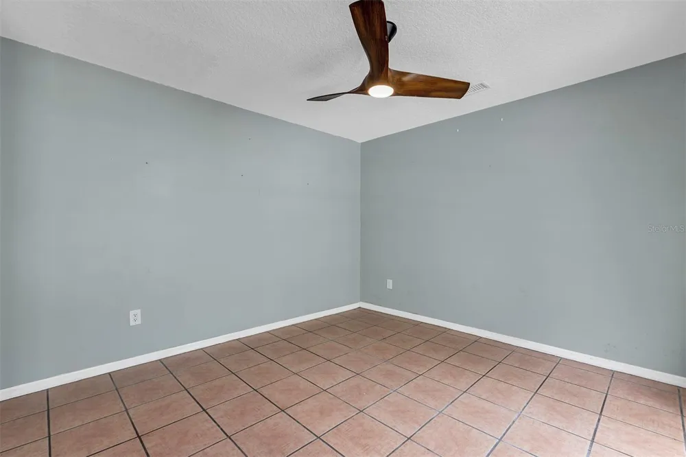 601 RED MAPLE COURT Oviedo, FL 32765