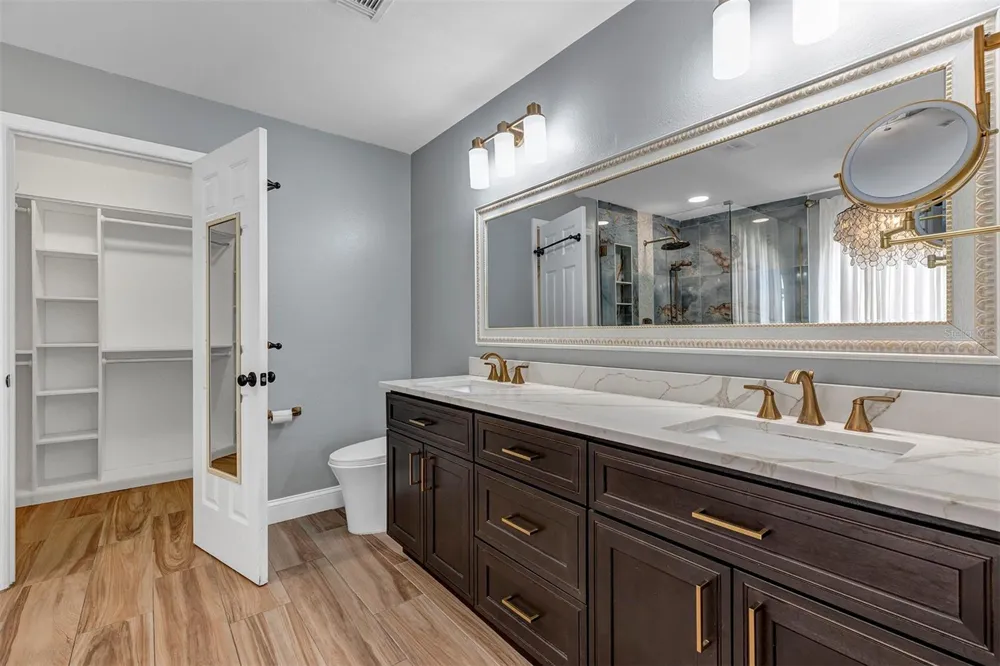 601 RED MAPLE COURT Oviedo, FL 32765