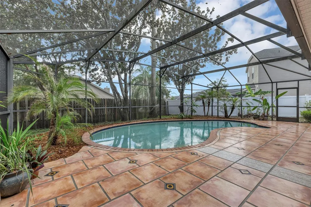 601 RED MAPLE COURT Oviedo, FL 32765