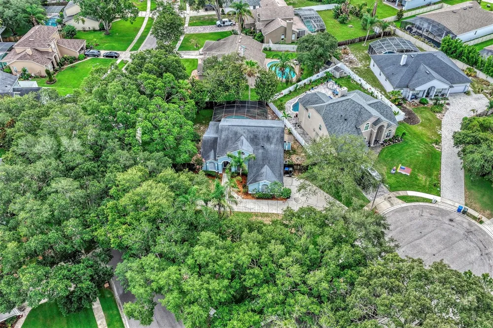 601 RED MAPLE COURT Oviedo, FL 32765