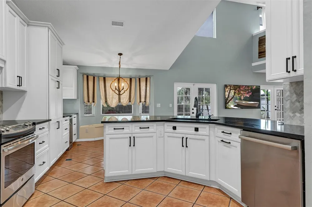601 RED MAPLE COURT Oviedo, FL 32765