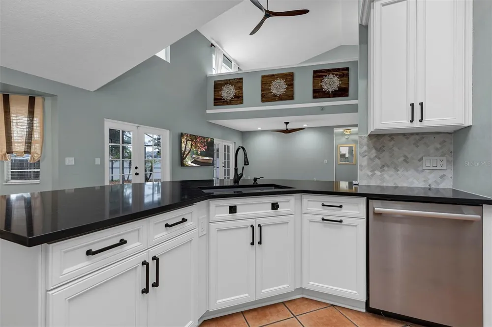 601 RED MAPLE COURT Oviedo, FL 32765