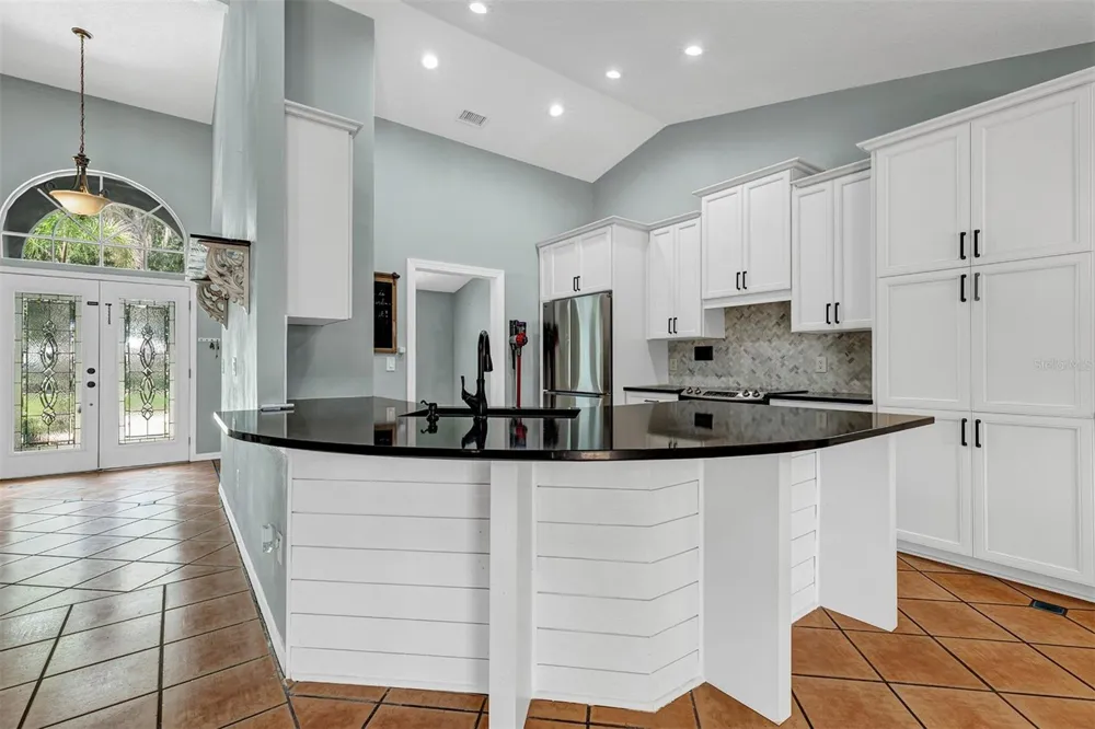 601 RED MAPLE COURT Oviedo, FL 32765