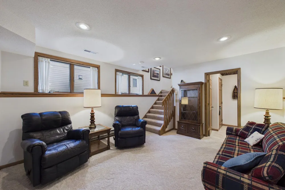 12231 Shore Drive Spicer, MN 56288