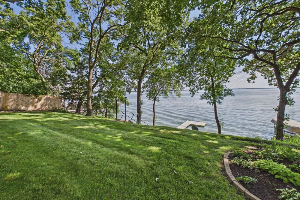 12231 Shore Drive Spicer, MN 56288