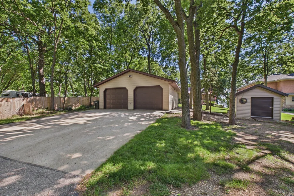 12231 Shore Drive Spicer, MN 56288