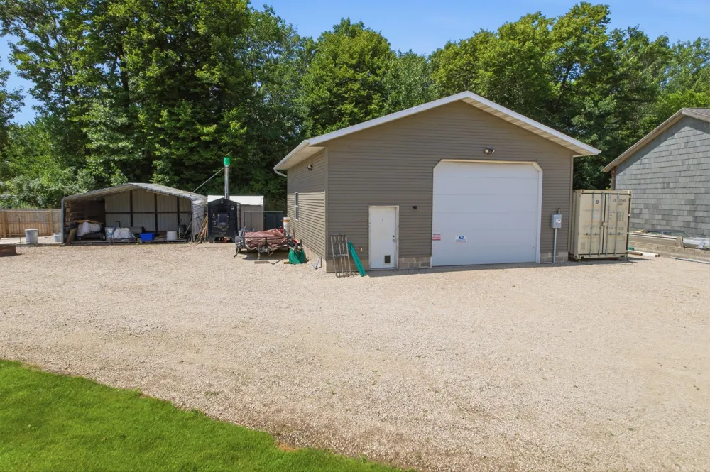 65391 142nd Avenue Wabasha, MN 55981