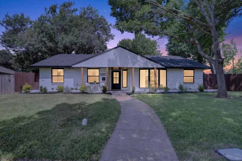 3883 Antigua Circle Dallas, TX 75244