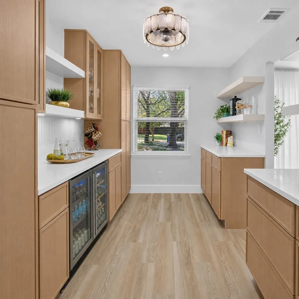3883 Antigua Circle Dallas, TX 75244