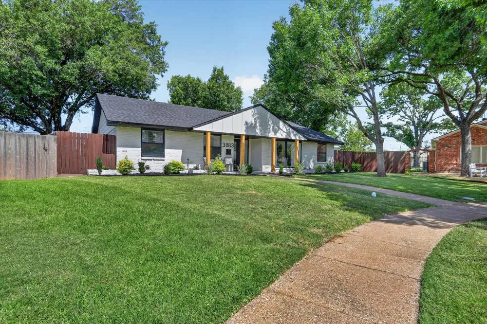 3883 Antigua Circle Dallas, TX 75244