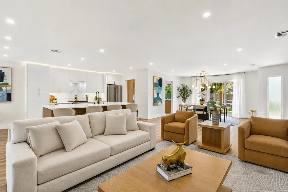 3883 Antigua Circle Dallas, TX 75244