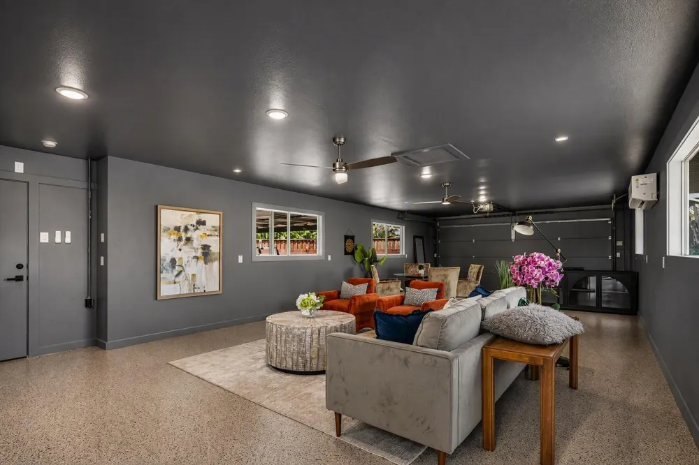 3883 Antigua Circle Dallas, TX 75244