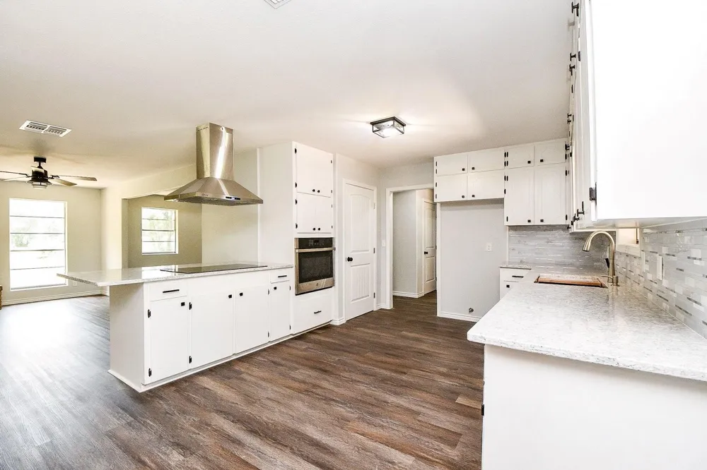 279 Lakeview 3 Road El Campo, TX 77437