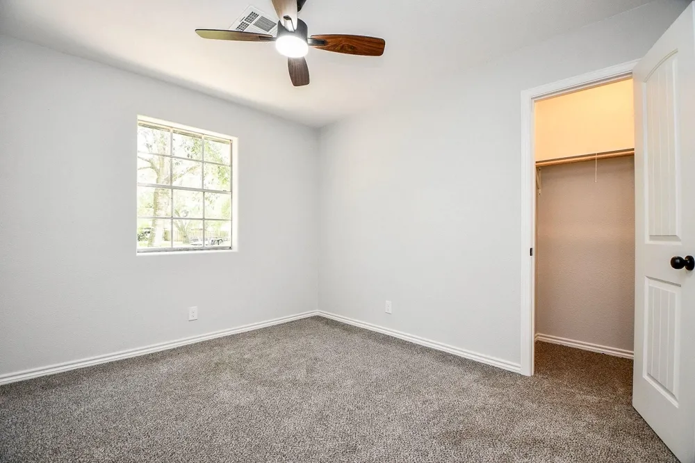 279 Lakeview 3 Road El Campo, TX 77437
