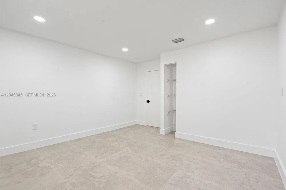 18103 SW 93rd Avenue Palmetto Bay, FL 33157