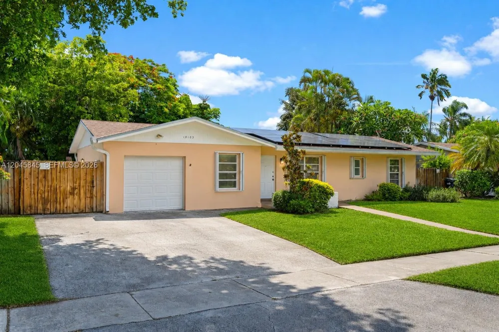 18103 SW 93rd Avenue Palmetto Bay, FL 33157