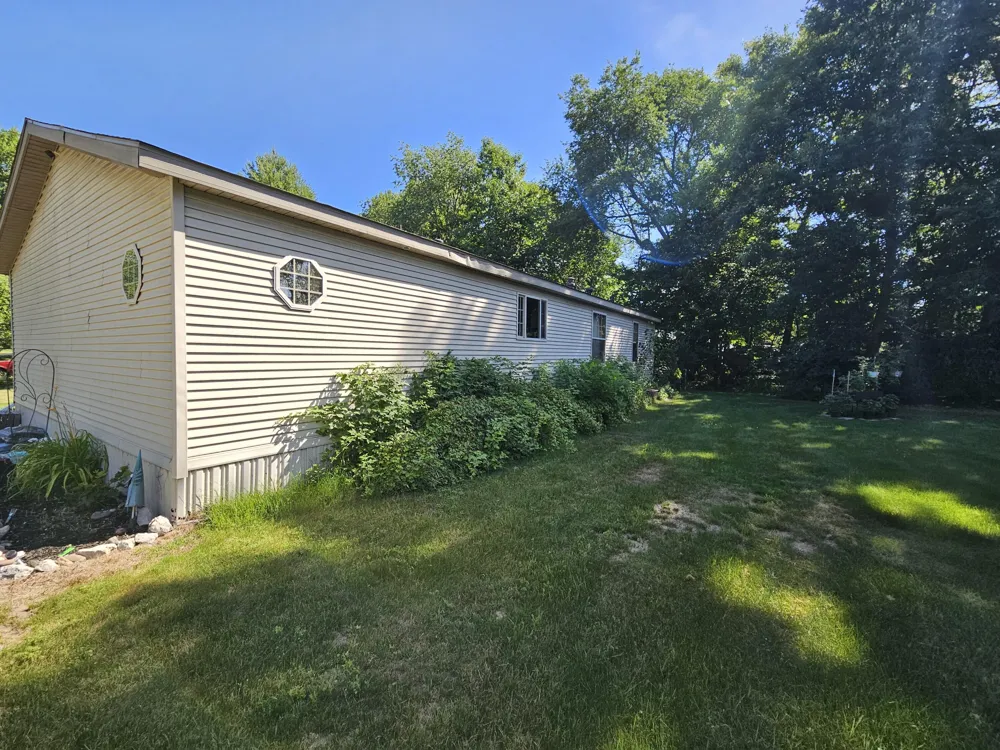 9294 Whispering Pines Avenue NW Sparta Township, MI 49345