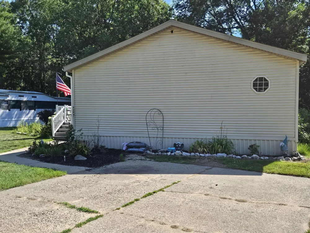 9294 Whispering Pines Avenue NW Sparta Township, MI 49345