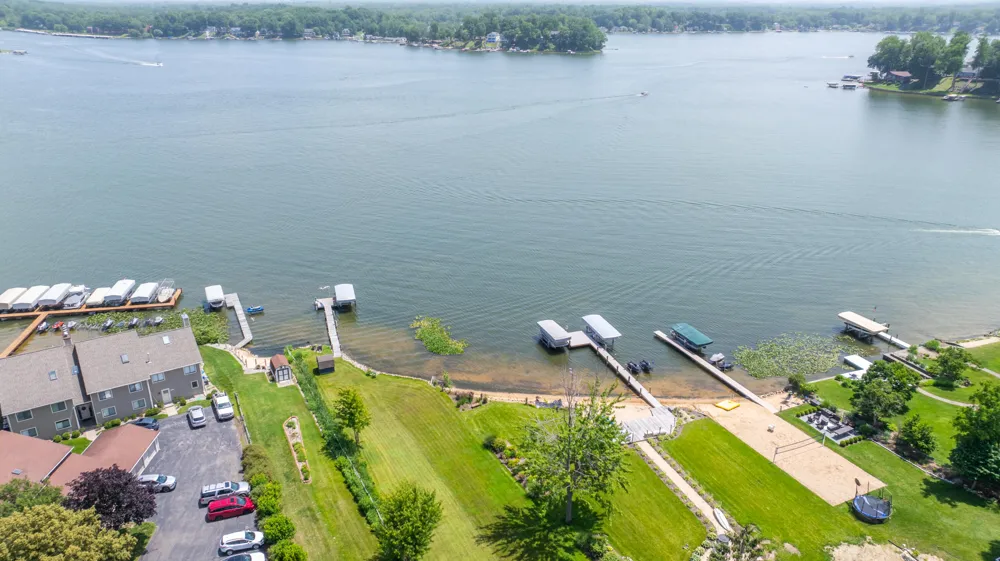 5791 Beech Street Coloma Charter Township, MI 49038