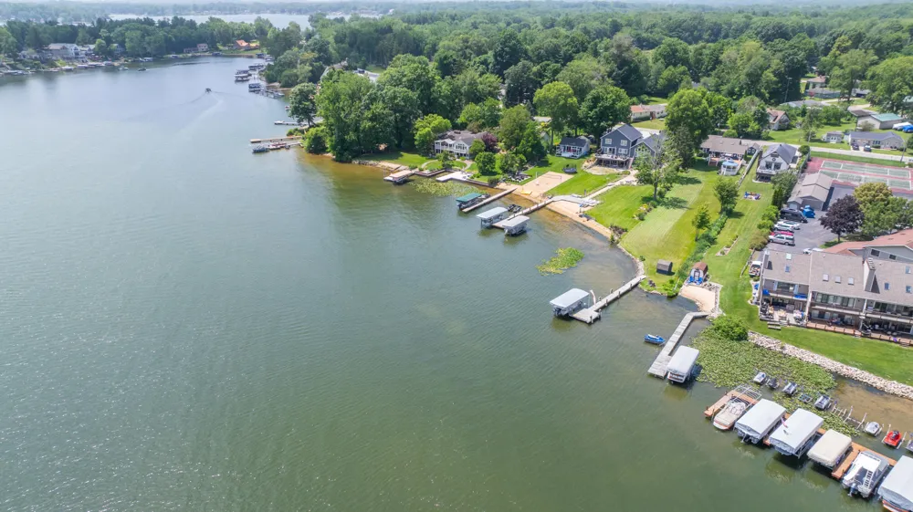 5791 Beech Street Coloma Charter Township, MI 49038