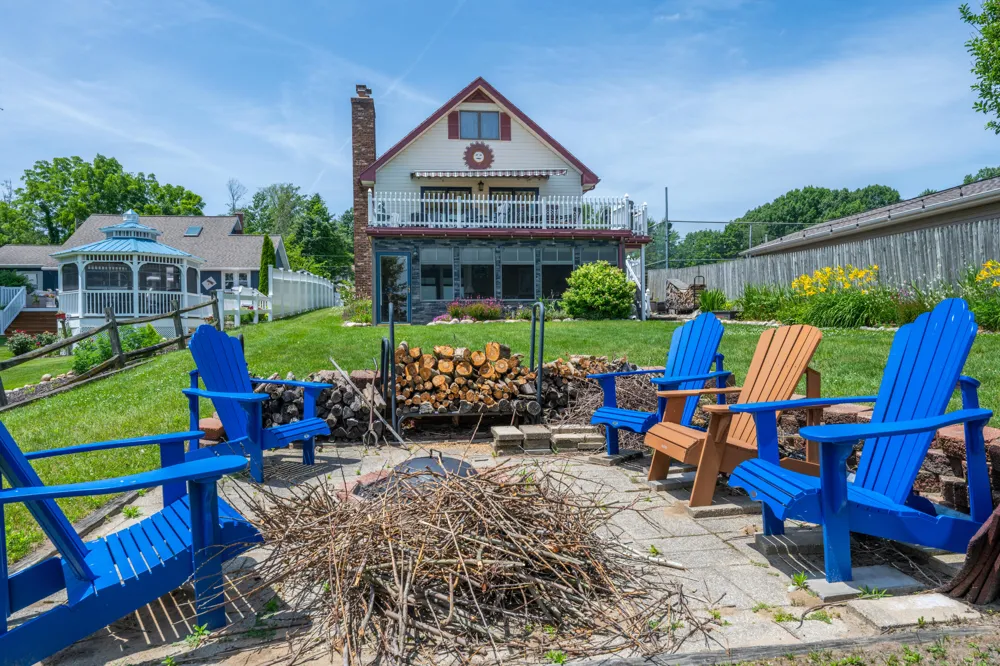 5791 Beech Street Coloma Charter Township, MI 49038
