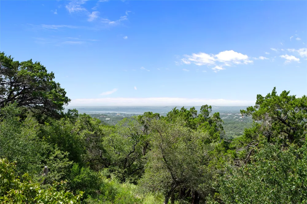 19627 Tyler Trail Jonestown, TX 78645