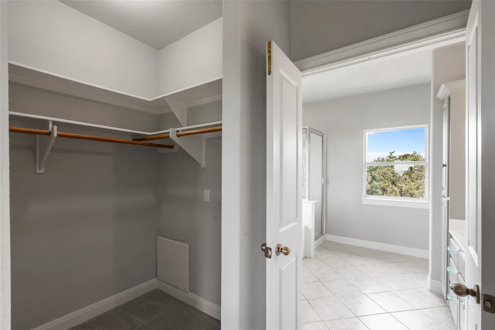 19627 Tyler Trail Jonestown, TX 78645