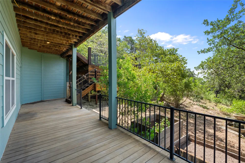 19627 Tyler Trail Jonestown, TX 78645