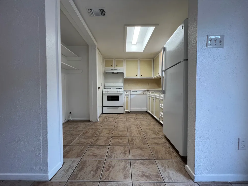 1908 Camden Court #03 Denton, TX 76205