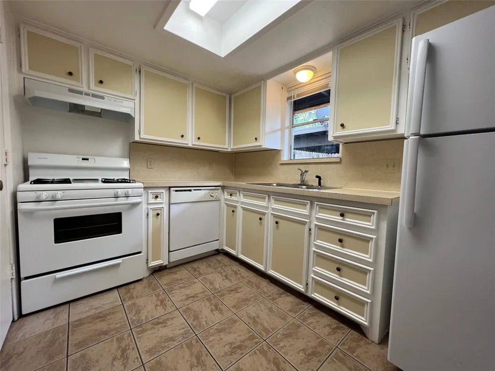 1908 Camden Court #03 Denton, TX 76205