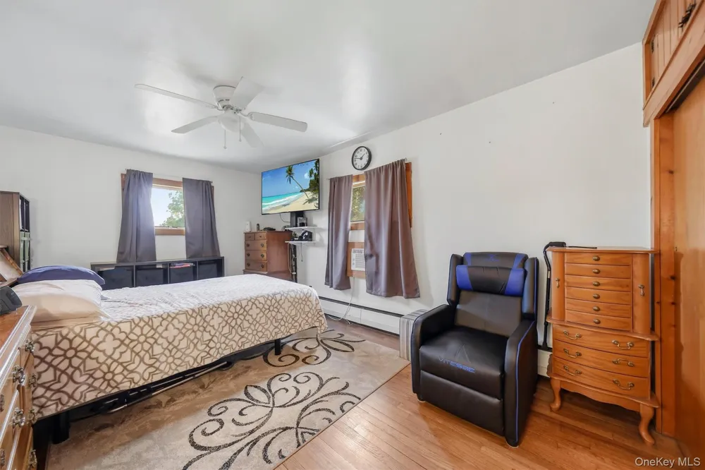 3589 State Route 52 Pine Bush, NY 12566